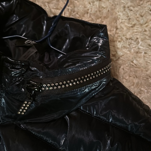 Joseph Ribkoff Shinny Puffer Jacket - Picture 3 of 6